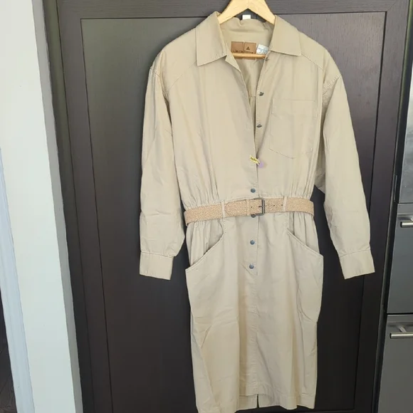 Vintage 80's Liz Claiborne Tan Belted Jacket Dress - Size 12 Good Condition - Picture 2 of 10